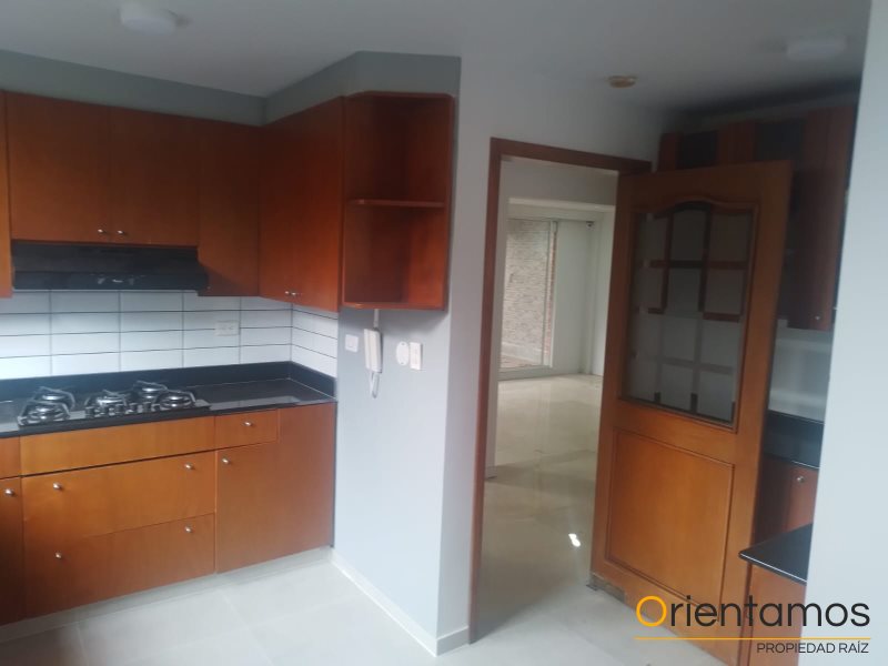 Casa disponible para la venta en Envigado el codigo es 19235 foto numero 11