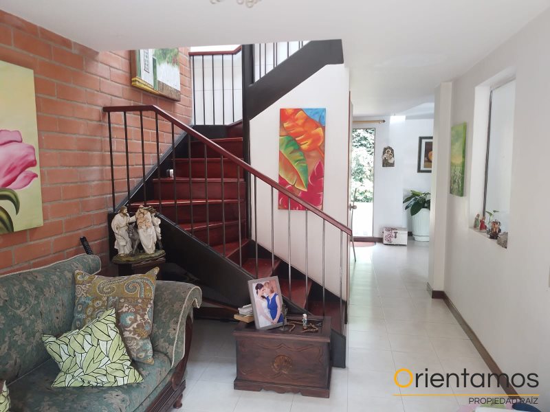 Casa disponible para la venta en Envigado el codigo es 19452 foto numero 6