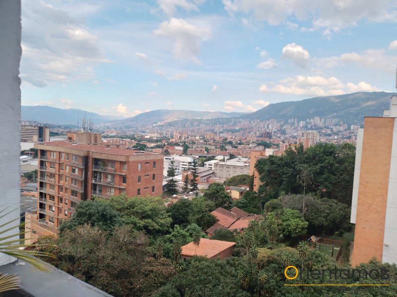 Apartamento disponible para la venta en Envigado el codigo es 18891 foto numero 2