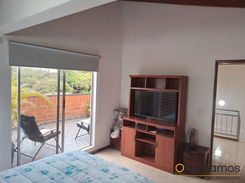 Apartamento disponible para la venta en Envigado el codigo es 18891 foto numero 18