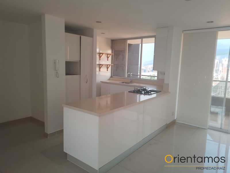 Apartamento disponible para la venta en Envigado el codigo es 18338 foto numero 3