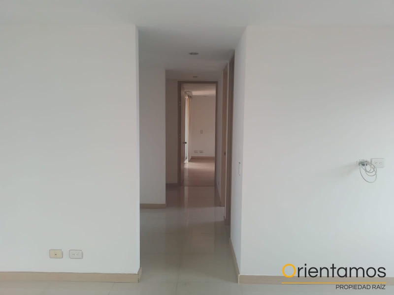 Apartamento disponible para la venta en Envigado el codigo es 18338 foto numero 12