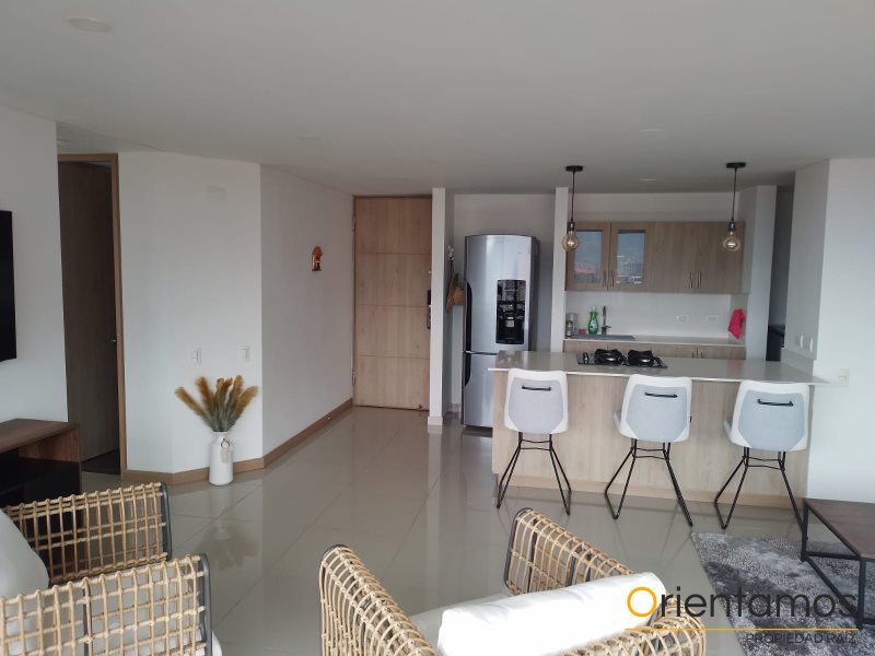 Apartamento disponible para la venta en Envigado el codigo es 19303 foto numero 5