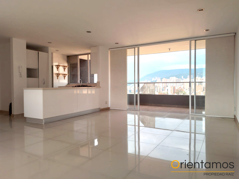 Apartamento disponible para la venta en Envigado el codigo es 18338 foto numero 2