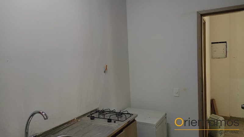 Local disponible para venta o arriendo en Envigado el codigo es 6162 foto numero 9