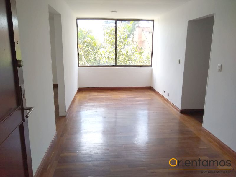 Apartamento disponible para la venta en Medellín el codigo es 18519 foto numero 2