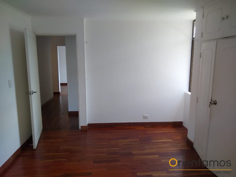 Apartamento disponible para la venta en Medellín el codigo es 18519 foto numero 13