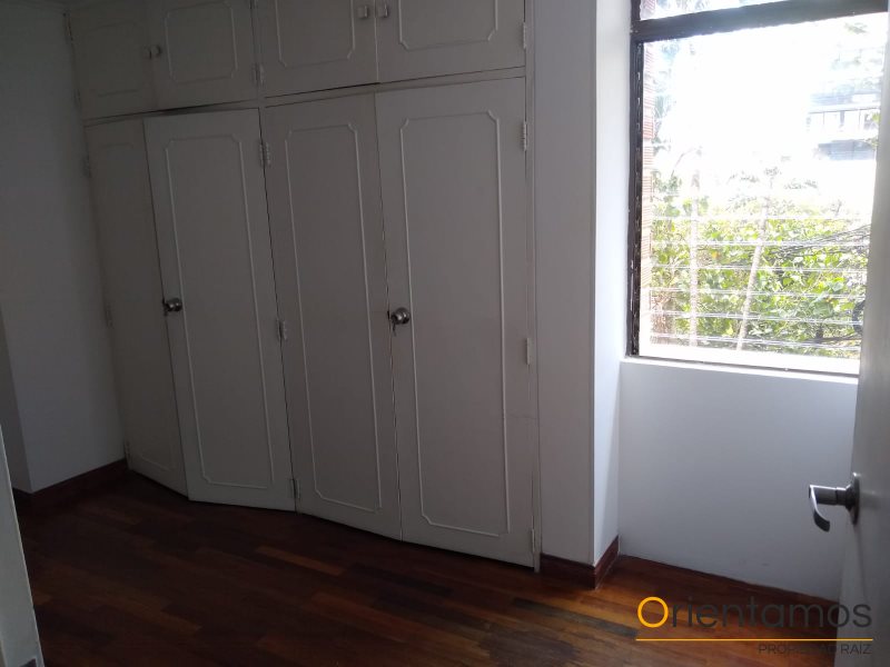 Apartamento disponible para la venta en Medellín el codigo es 18519 foto numero 19