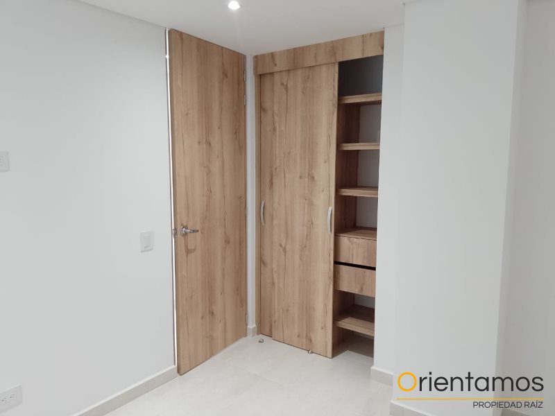 Apartamento disponible para el arriendo en Envigado el codigo es 19180 foto numero 9