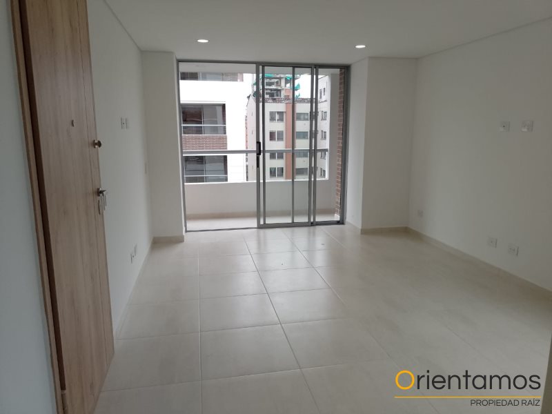 Apartamento disponible para el arriendo en Envigado el codigo es 19180 foto numero 2