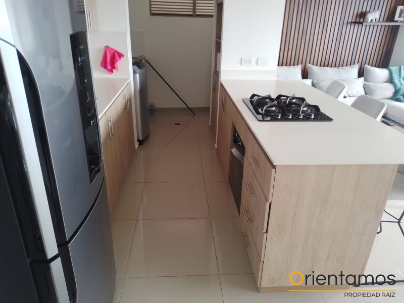 Apartamento disponible para la venta en Envigado el codigo es 19303 foto numero 12