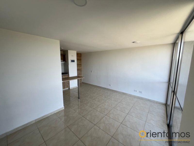 Apartamento disponible para el arriendo en Rionegro el codigo es 16930 foto numero 4