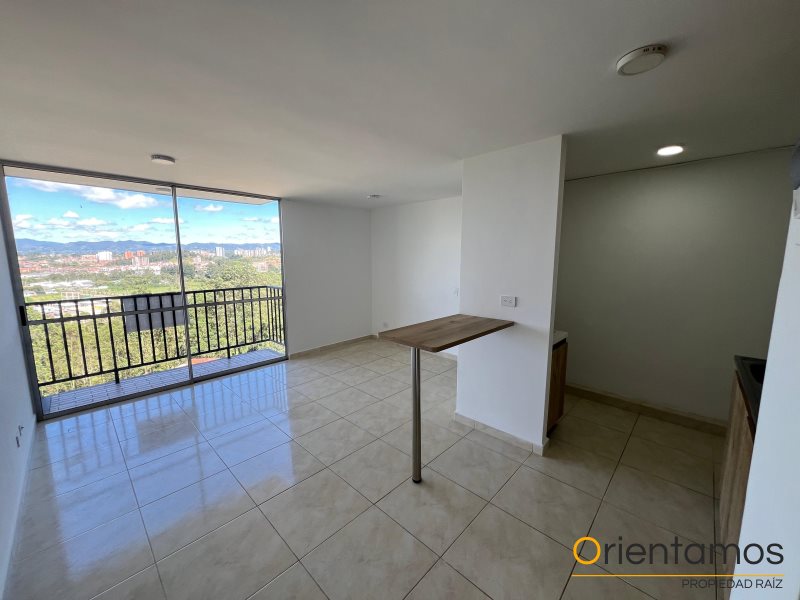 Apartamento disponible para el arriendo en Rionegro el codigo es 16930 foto numero 2