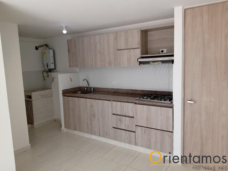 Apartamento disponible para la venta en Rionegro el codigo es 17401 foto numero 3